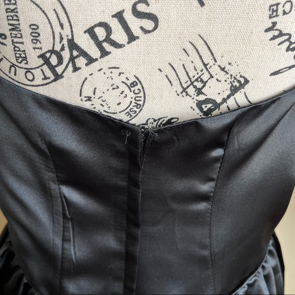 Eve of Milady Vintage Peplum Satin Formal Gown Black White Sz 14 - Picture 12 of 16